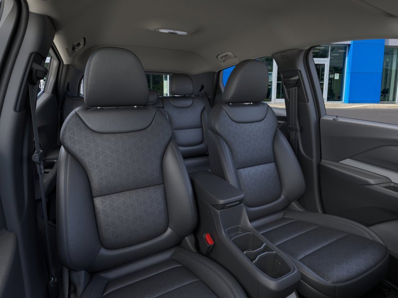 2027 Chevrolet Bolt [15]