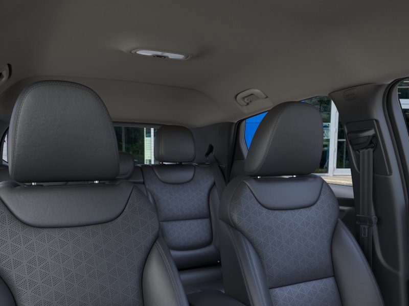 2027 Chevrolet Bolt [23]