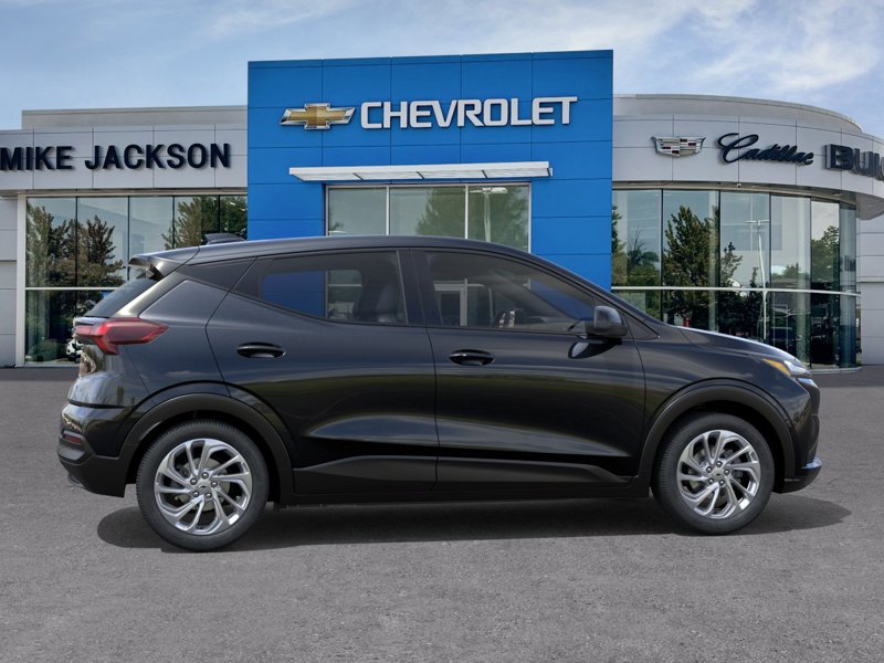 2027 Chevrolet Bolt LT FWD 4dr LT Electric [4]