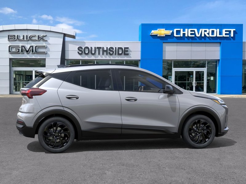 2027 Chevrolet Bolt RS FWD 4dr RS Electric [4]