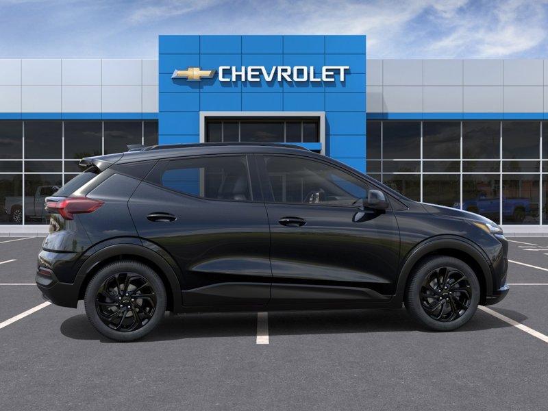 2027 Chevrolet Bolt RS FWD 4dr RS Electric [4]