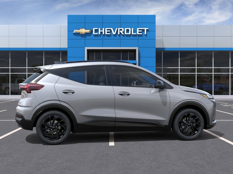 2027 Chevrolet Bolt RS FWD 4dr RS Electric [4]