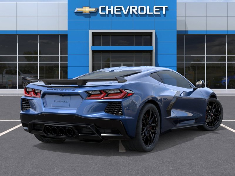 2027 Chevrolet Corvette 1LT 2dr Stingray Cpe w/1LT Gas V8 6.7L/ [3]