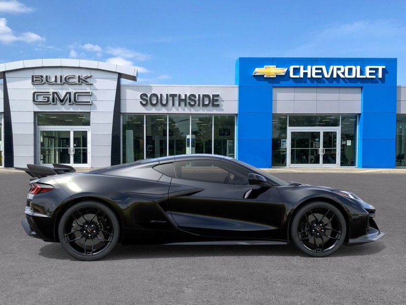 2027 Chevrolet Corvette Z06 2LZ 2dr Z06 Cpe w/2LZ Gas V8 5.5L/ [4]
