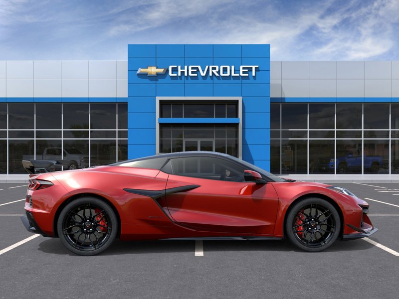 2027 Chevrolet Corvette 2LZ 2dr Z06 Conv w/2LZ Gas V8 5.5L/ [4]