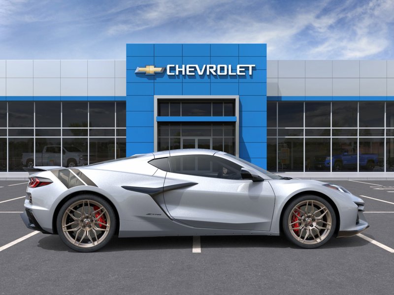 2027 Chevrolet Corvette 3LZ 2dr Z06 Cpe w/3LZ Gas V8 5.5L/ [4]