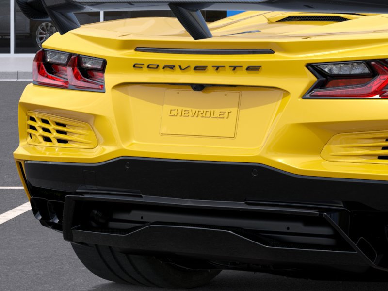 2026 Chevrolet Corvette 2LZ 2dr E-Ray Conv w/2LZ Gas V8 6.2L/ [13]