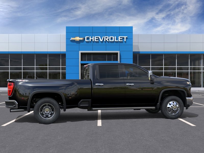 2026 Chevrolet Silverado 3500HD LTZ 4WD Crew Cab 172″ LTZ Turbocharged Diesel V8 6.6L/403 [4]