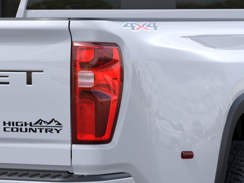 2026 Chevrolet Silverado 3500HD High Country 4WD Crew Cab 172″ High Country Turbocharged Diesel V8 6.6L/403 [10]