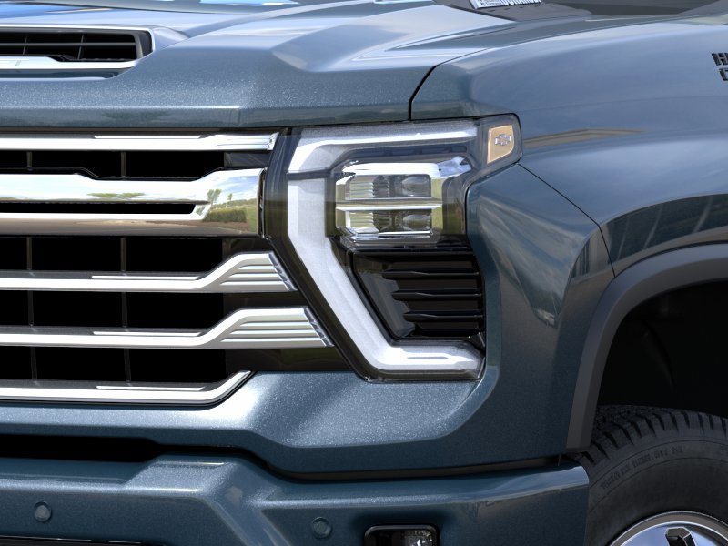 2026 Chevrolet Silverado 3500HD High Country 4WD Crew Cab 172″ High Country Turbocharged Diesel V8 6.6L/403 [9]