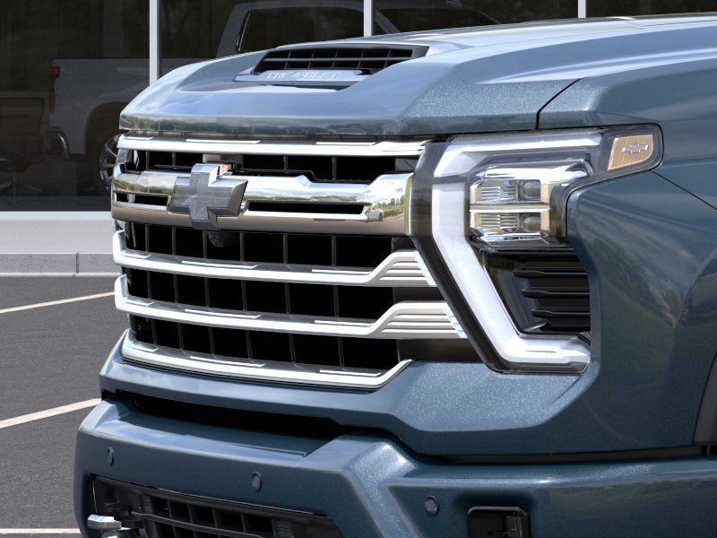 2026 Chevrolet Silverado 3500HD High Country 4WD Crew Cab 172″ High Country Turbocharged Diesel V8 6.6L/403 [12]
