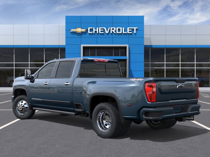 2026 Chevrolet Silverado 3500HD High Country 4WD Crew Cab 172″ High Country Turbocharged Diesel V8 6.6L/403 [2]