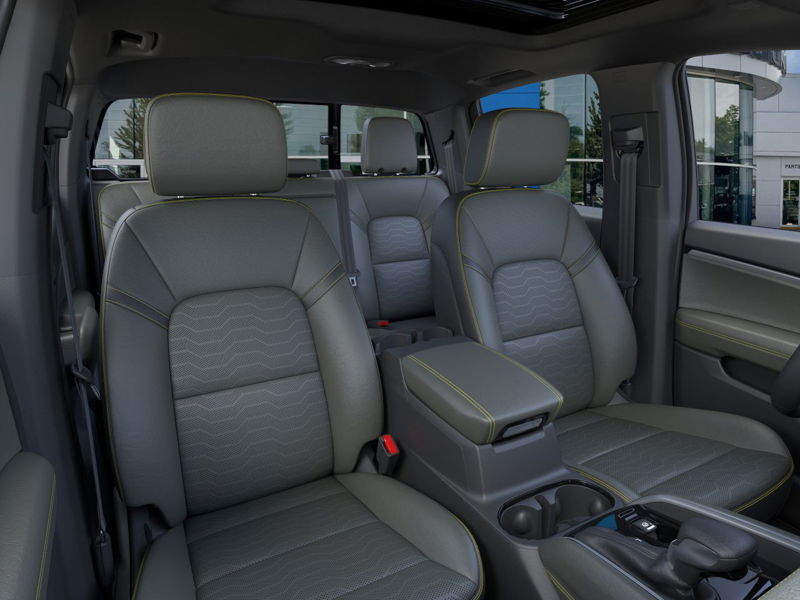 2026 Chevrolet Colorado 4WD ZR2 4WD Crew Cab ZR2 Turbocharged Gas I4 2.7L/ [15]