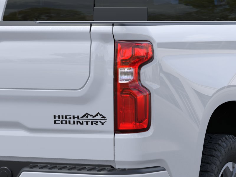 2026 Chevrolet Silverado 1500 High Country 4WD Crew Cab 147″ High Country Turbocharged Diesel I6 3.0L/ [10]