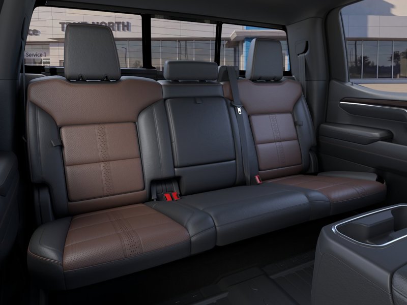 2026 Chevrolet Silverado 1500 High Country 4WD Crew Cab 147″ High Country Turbocharged Diesel I6 3.0L/ [16]