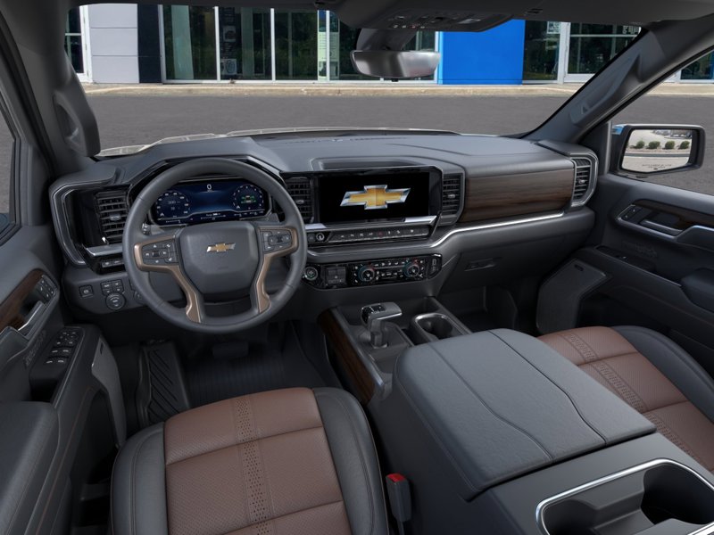 2026 Chevrolet Silverado 1500 High Country 4WD Crew Cab 147″ High Country Gas V8 6.2L/376 [14]