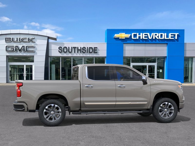 2026 Chevrolet Silverado 1500 High Country 4WD Crew Cab 147″ High Country Gas V8 6.2L/376 [4]