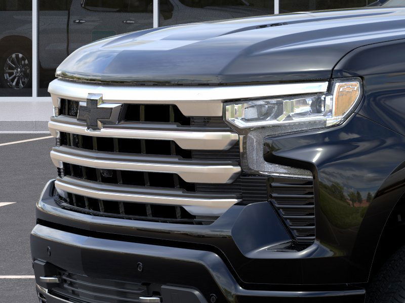 2025 Chevrolet Silverado 1500 High Country 4WD Crew Cab 157″ High Country Gas V8 6.2L/376 [12]
