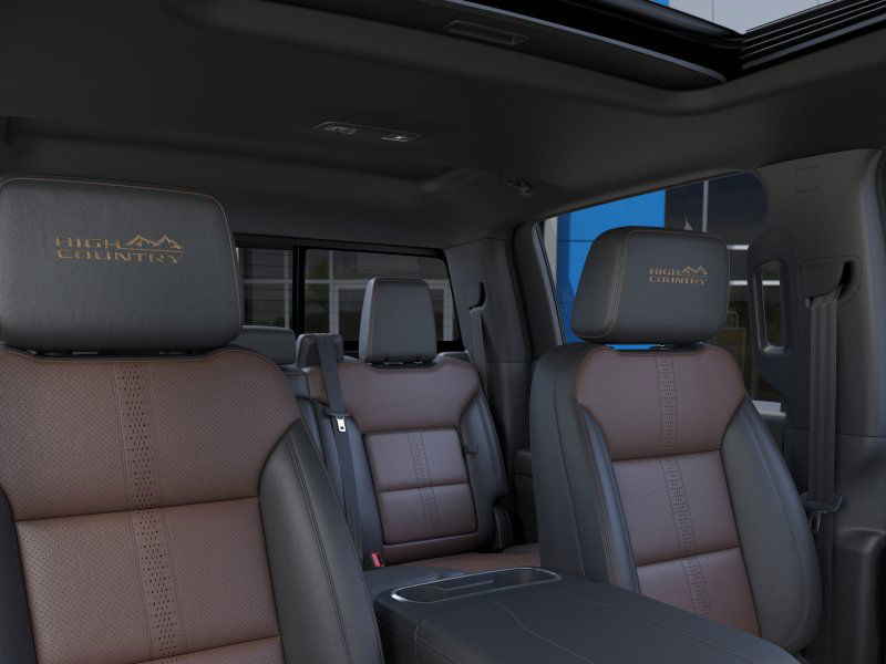 2025 Chevrolet Silverado 1500 High Country 4WD Crew Cab 157″ High Country Gas V8 6.2L/376 [23]