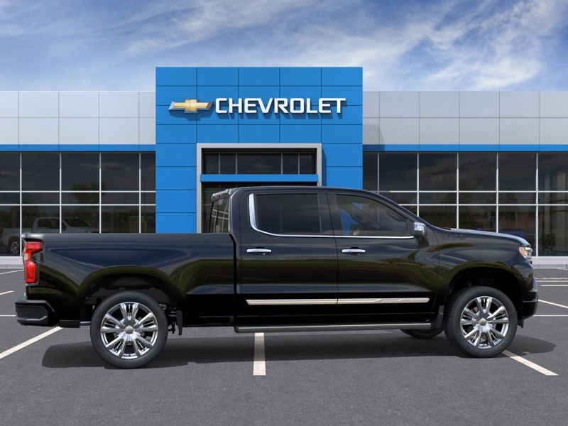 2025 Chevrolet Silverado 1500 High Country 4WD Crew Cab 157″ High Country Gas V8 6.2L/376 [4]