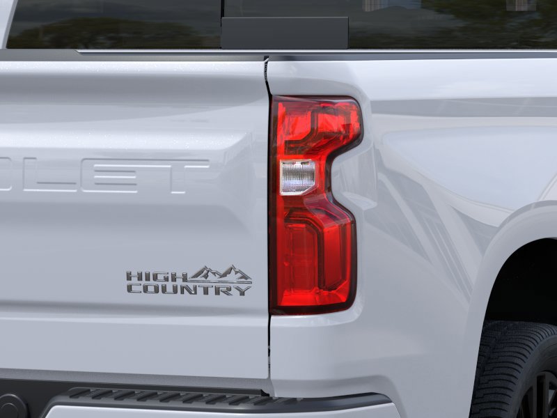 2026 Chevrolet Silverado 1500 High Country 4WD Crew Cab 147″ High Country Gas V8 6.2L/376 [10]