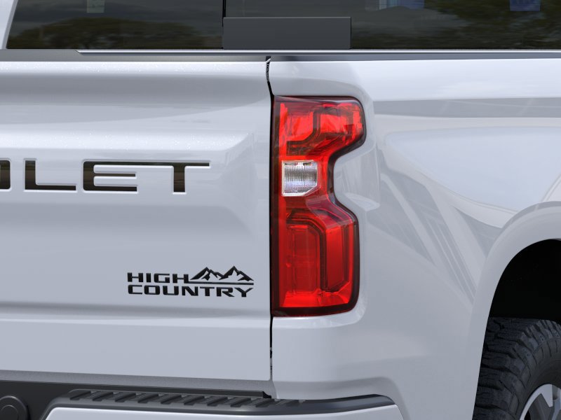 2026 Chevrolet Silverado 1500 High Country 4WD Crew Cab 147″ High Country Gas V8 6.2L/376 [10]