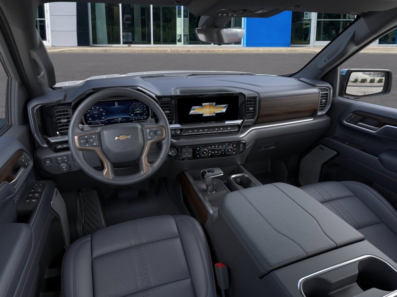 2026 Chevrolet Silverado 1500 High Country 4WD Crew Cab 147″ High Country Gas V8 6.2L/376 [14]