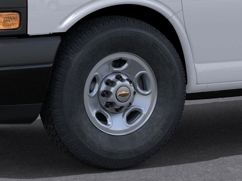 2024 Chevrolet Express Cargo Van RWD 2500 135″ Gas V8 6.6L/ [8]