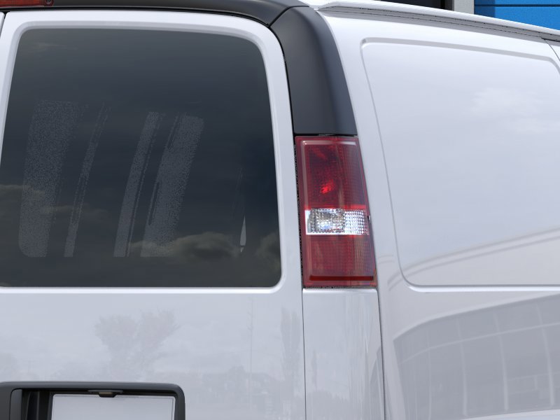 2025 Chevrolet Express Cargo Van RWD 3500 135″ Gas V8 6.6L/ [10]