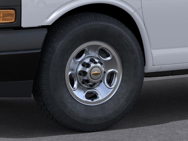 2025 Chevrolet Express Cargo Van RWD 3500 135″ Gas V8 6.6L/ [8]