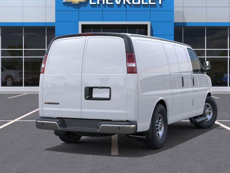 2026 Chevrolet Express Cargo Van RWD 3500 135″ Gas V8 6.6L/ [3]
