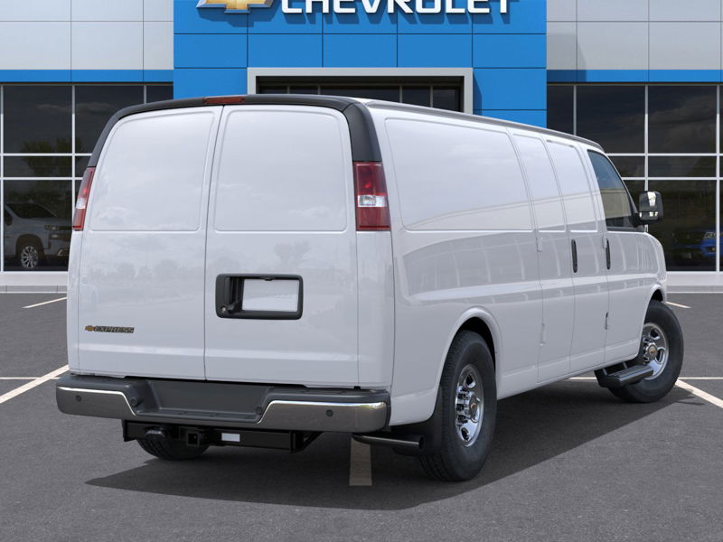 2026 Chevrolet Express Cargo Van RWD 3500 155″ Gas V8 6.6L/ [3]