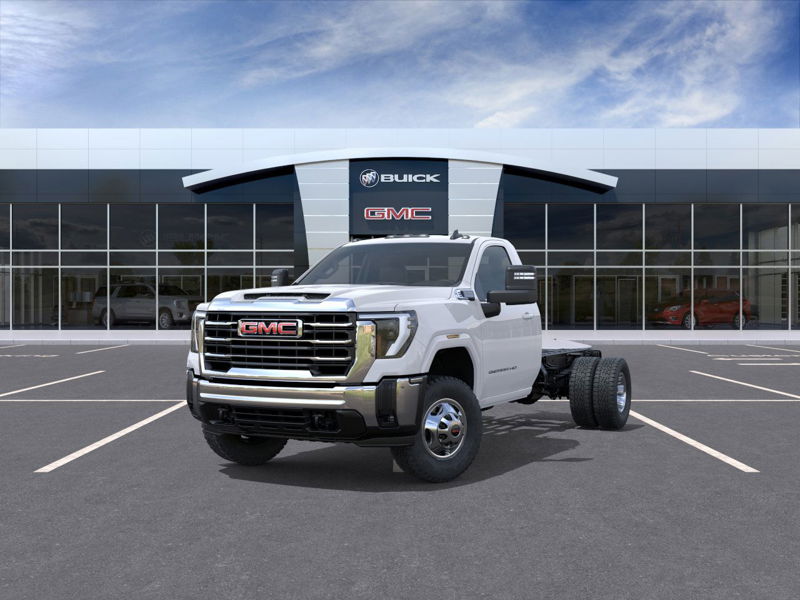 2026 GMC Sierra 3500HD CC SLE 4WD Reg Cab 171" WB, 84.5" CA SLE Turbocharged Diesel V8 6.6L/ [2]