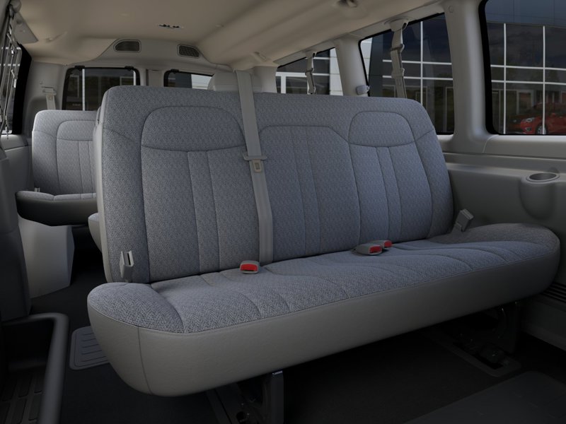 2026 GMC Savana Passenger LT RWD 2500 135″ LT Gas V6 4.3L/262 [16]