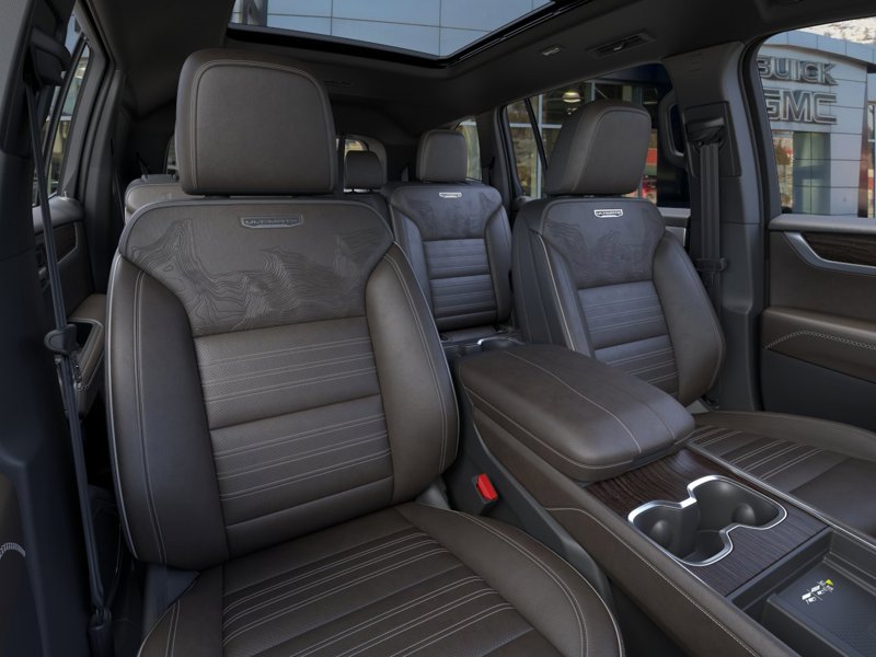2027 GMC Acadia AWD Denali Ultimate AWD 4dr Denali Ultimate Gas 2.5L/ [15]