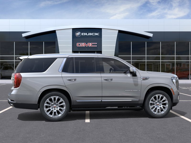 2026 GMC Yukon Denali 4WD 4dr Denali Gas V8 6.2L/ [4]