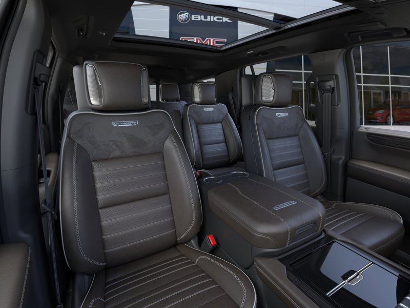 2026 GMC Yukon Denali Ultimate 4WD 4dr Denali Ultimate Turbo Diesel 3.0L/ [15]