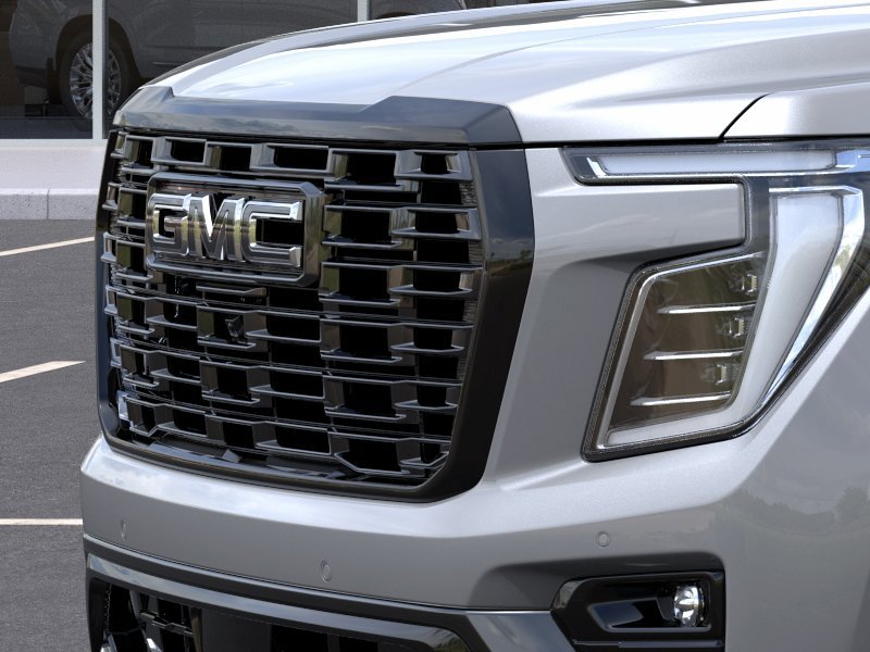 2026 GMC Yukon Denali Ultimate 4WD 4dr Denali Ultimate Gas V8 6.2L/ [12]