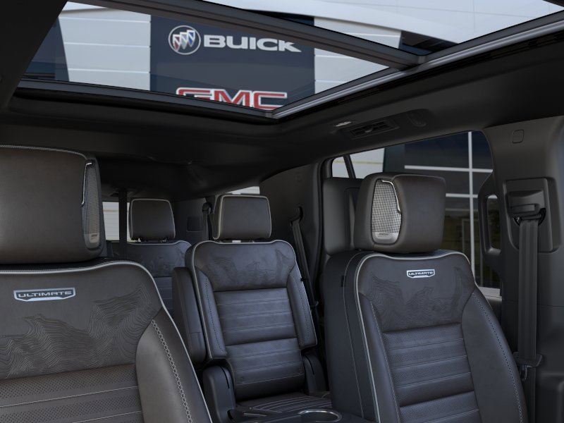 2026 GMC Yukon Denali Ultimate 4WD 4dr Denali Ultimate Gas V8 6.2L/ [23]
