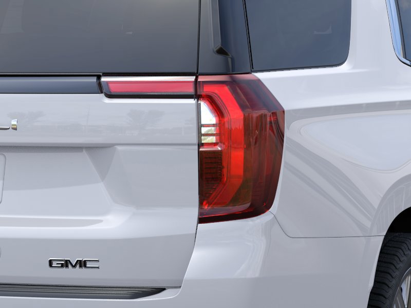 2026 GMC Yukon Denali Ultimate 4WD 4dr Denali Ultimate Gas V8 6.2L/ [10]