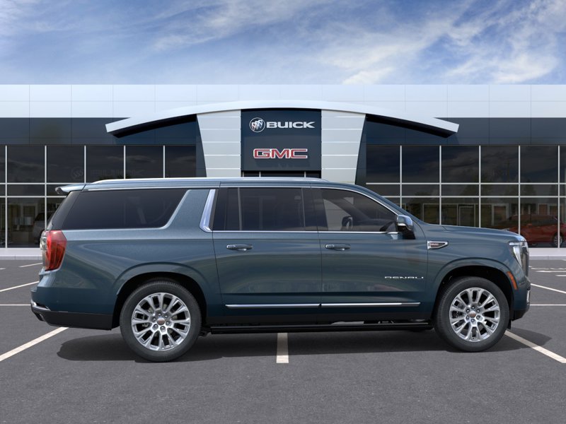 2026 GMC Yukon XL Denali 4WD 4dr Denali Gas V8 6.2L/ [4]