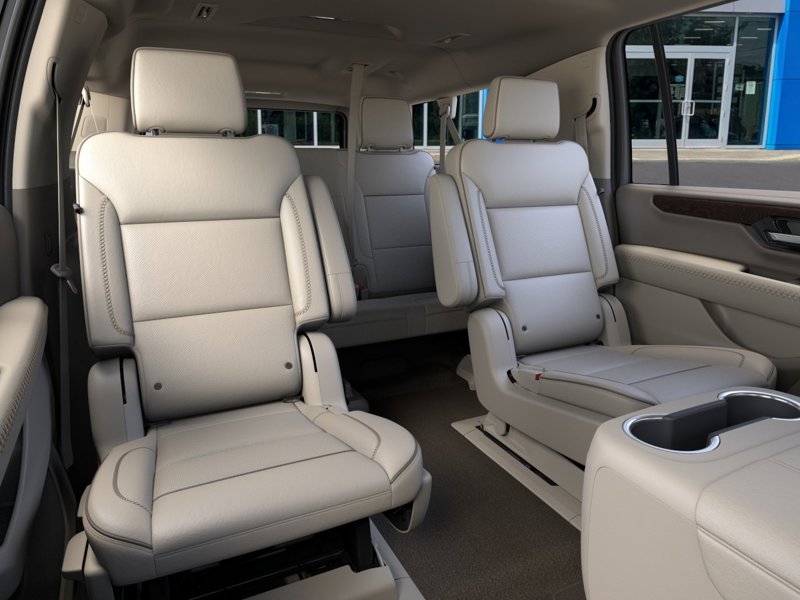 2026 GMC Yukon XL Denali 4WD 4dr Denali Gas V8 6.2L/ [16]