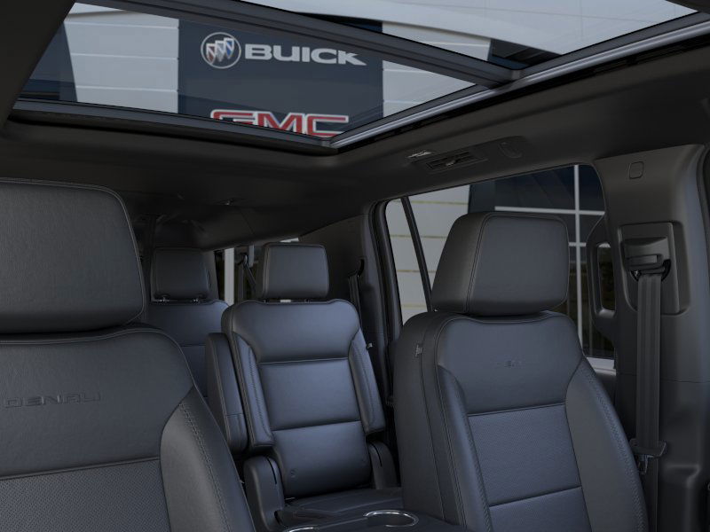 2025 GMC Yukon XL Denali 4WD 4dr Denali Gas V8 6.2L/ [23]