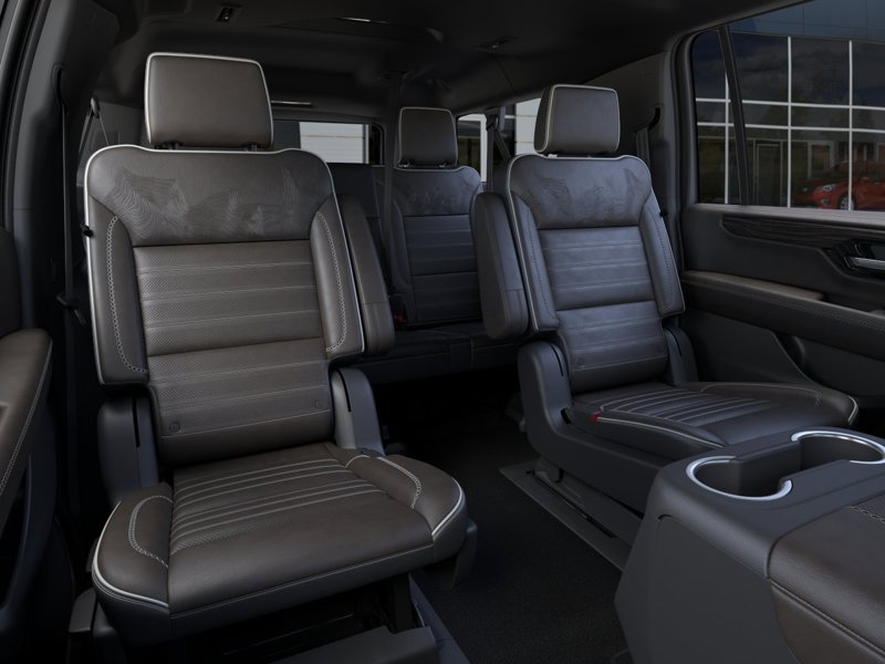 2026 GMC Yukon XL Denali Ultimate 4WD 4dr Denali Ultimate Gas V8 6.2L/ [16]