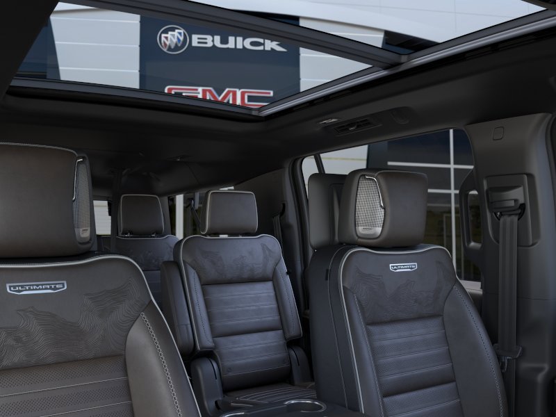 2026 GMC Yukon XL Denali Ultimate 4WD 4dr Denali Ultimate Gas V8 6.2L/ [23]