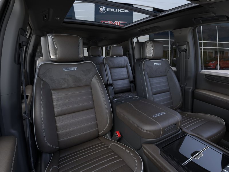 2026 GMC Yukon XL Denali Ultimate 4WD 4dr Denali Ultimate Gas V8 6.2L/ [5]