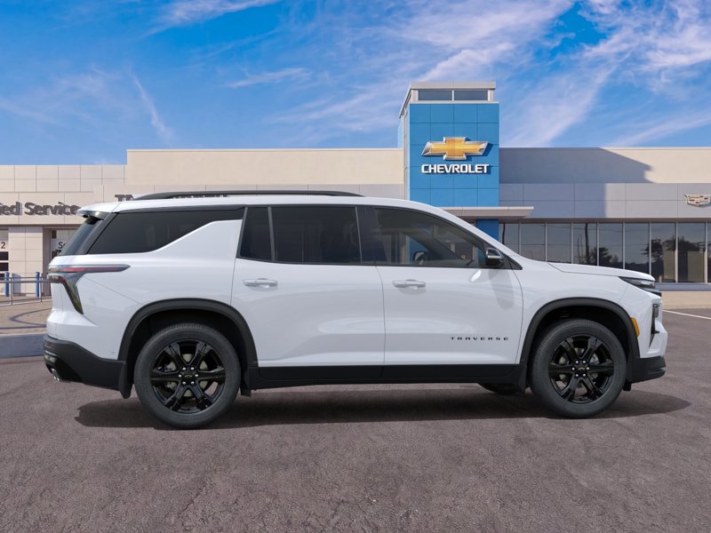 2027 Chevrolet Traverse LT AWD 4dr LT Gas I4 2.5L/ [4]