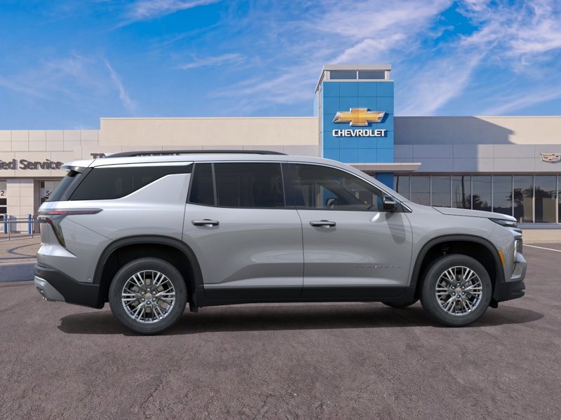 2027 Chevrolet Traverse LT AWD 4dr LT Gas I4 2.5L/ [4]