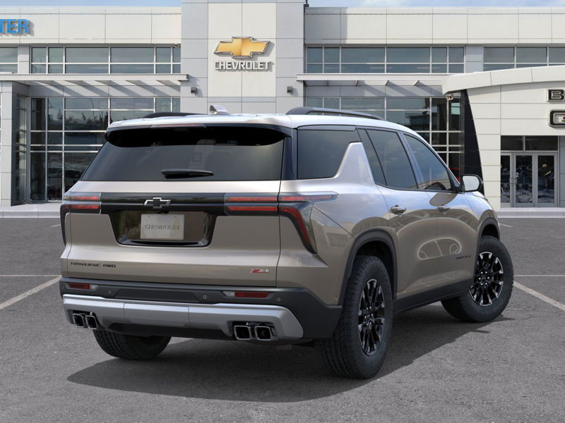 2026 Chevrolet Traverse Z71 7 Pass Driver Alert Adaptive Cruise AWD 4dr Z71 Gas I4 2.5L/ [3]