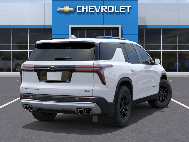 2027 Chevrolet Traverse Z71 AWD 4dr Z71 Gas I4 2.5L/ [3]